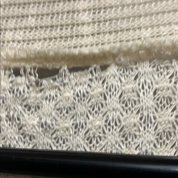 Lace cover up - Picture 4 of 4